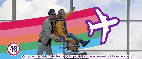 Couple prêt à partir en voyage avec valises, jeu EuroDreams FDJ pour tenter de gagner des séjours en 2025