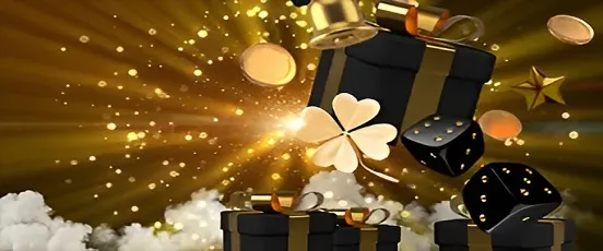 Cadeaux noirs et dorés, dés, pièces et trèfle à quatre feuilles sur fond lumineux, illustrant la chance et les gains au casino